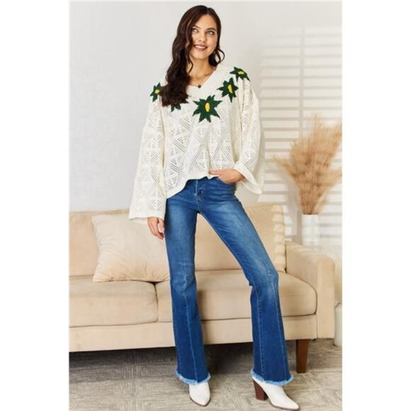 POL Floral Embroidered Pattern V-Neck Sweater - Picture 5 of 6